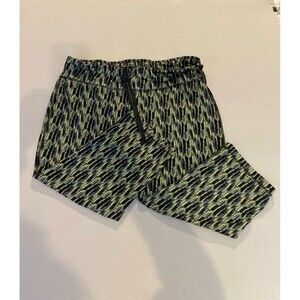 Danskin Now women's fitted capri leggings yoga pants Size Large Geometric green